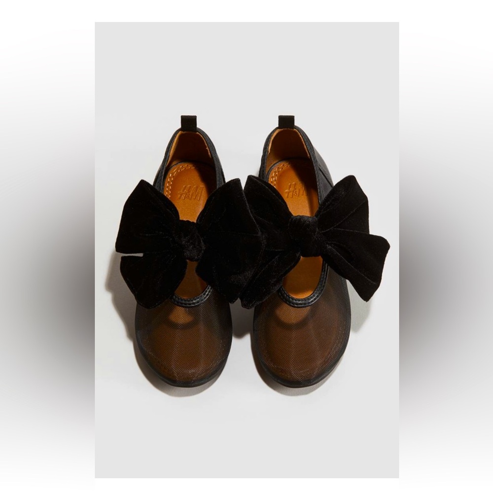H&M Bow Ballerina Flats in Black - BABY 4-5